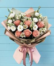 Букет цветов из:  Розы, Альстромерии и Лизиантусы в Маришкино