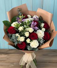 Букет цветов из:  Розы и Альстромерии в Маришкино