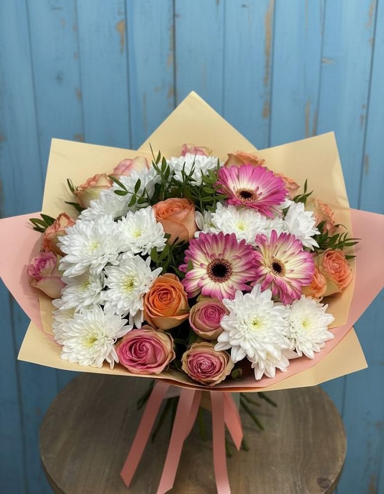 Букет цветов из: Розы, Герберы и Хризантемы в Маришкино