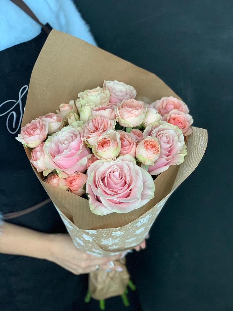 Букет цветов из: Хризантемы и Розы в Маришкино