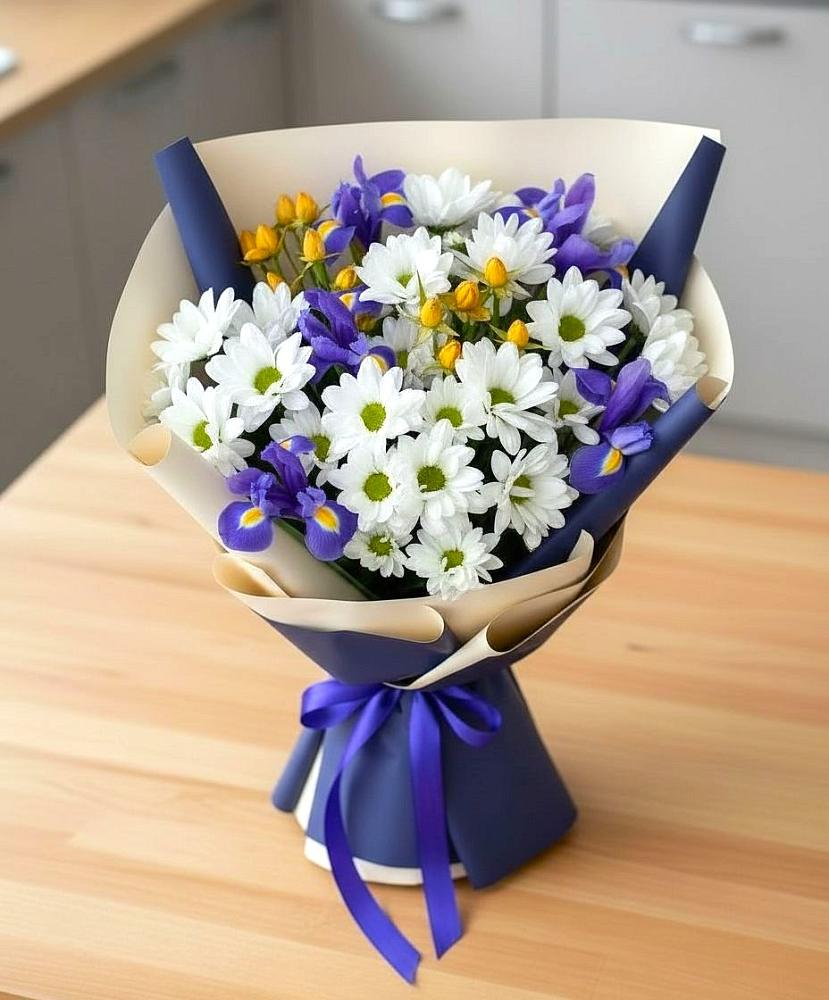 Букет цветов из: Розы, Ирисы и Хризантемы в Маришкино