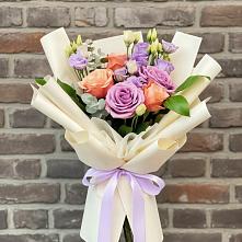 Букет цветов из:  Лизиантусы и Розы #REPLACE_PRED# Маришкино