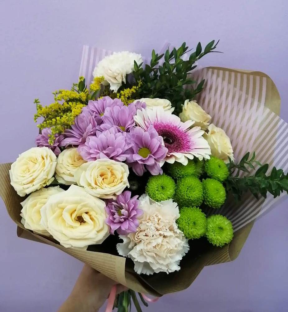 Букет цветов из: Хризантемы, Розы, Гвоздики и Герберы в Маришкино