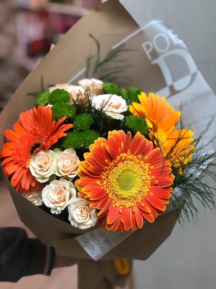 Букет цветов из: Герберы, Хризантемы и Розы в Маришкино